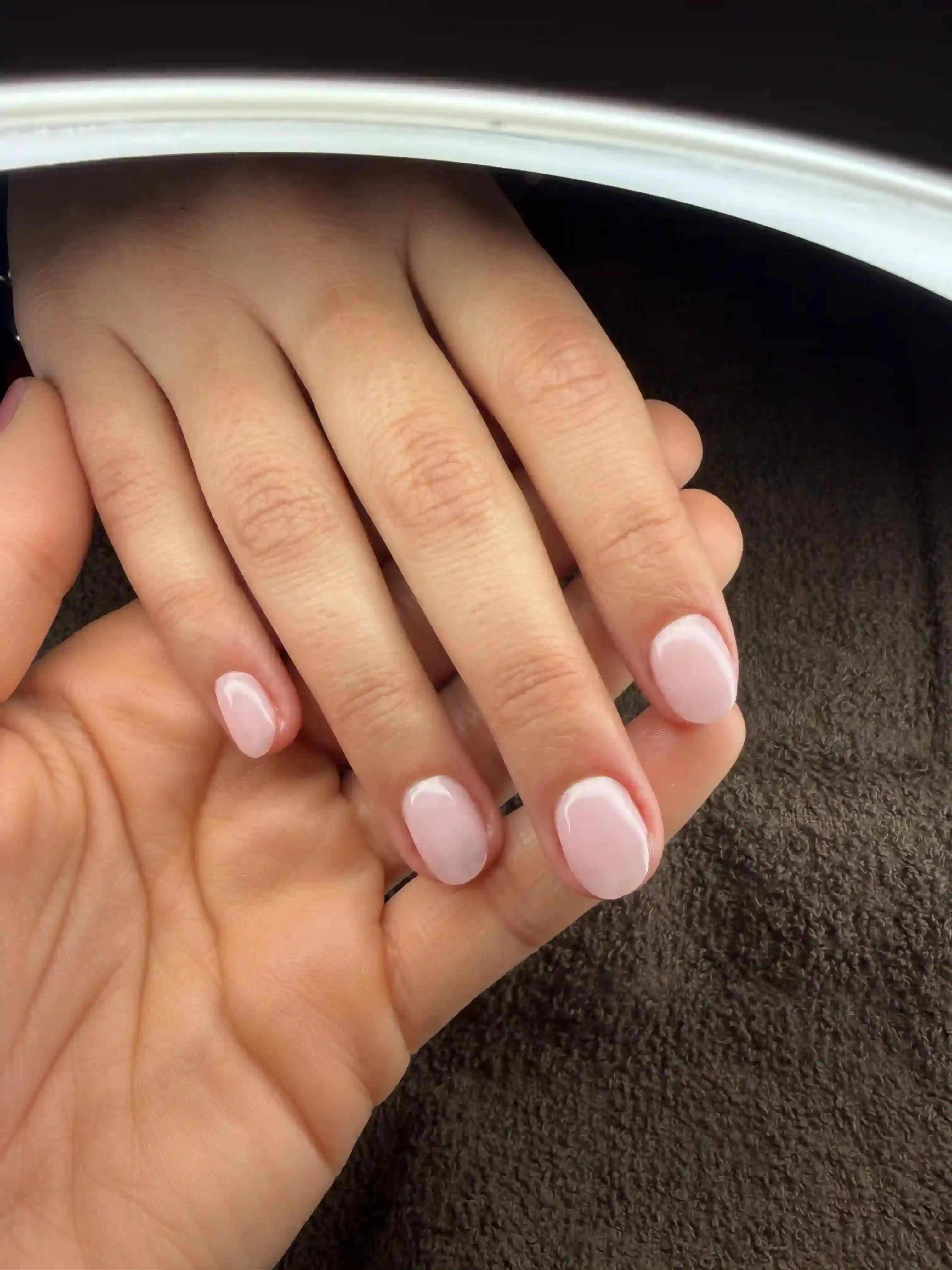 Copertura con gel eseguita nel centro estetico Enrica Beauty Lab a Firenze